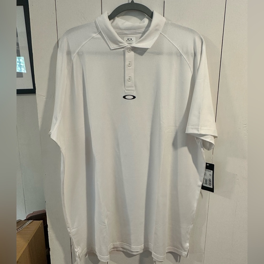 Price Drop 🚨 NWT Oakley Hydrolux Moisture Wicking Polo, Light Gray Size L